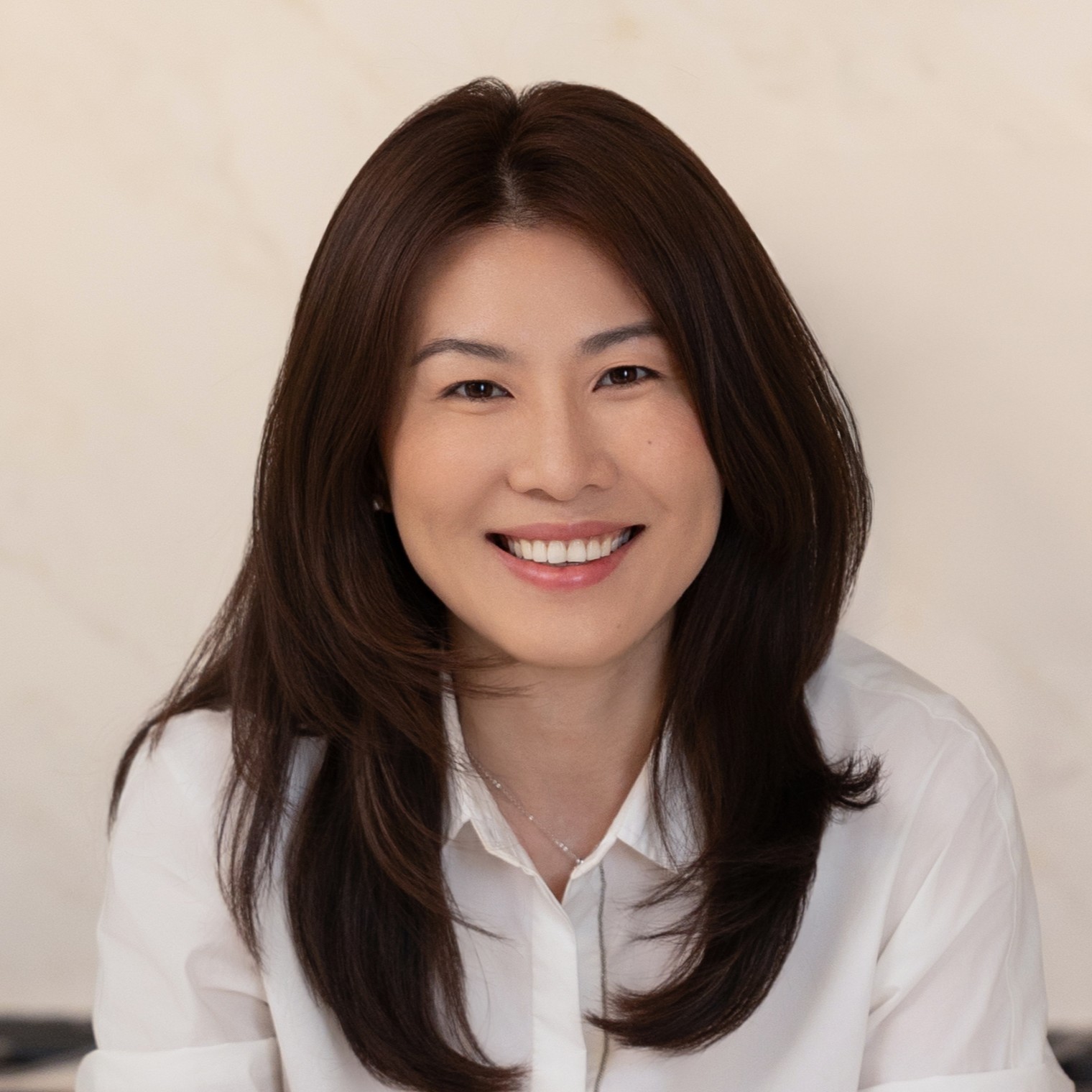 Deborah Song Headshot_crop